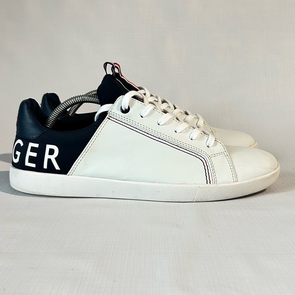 Tommy Hilfiger White Sneakers - Classic and Versatile! - Picture 3 of 6